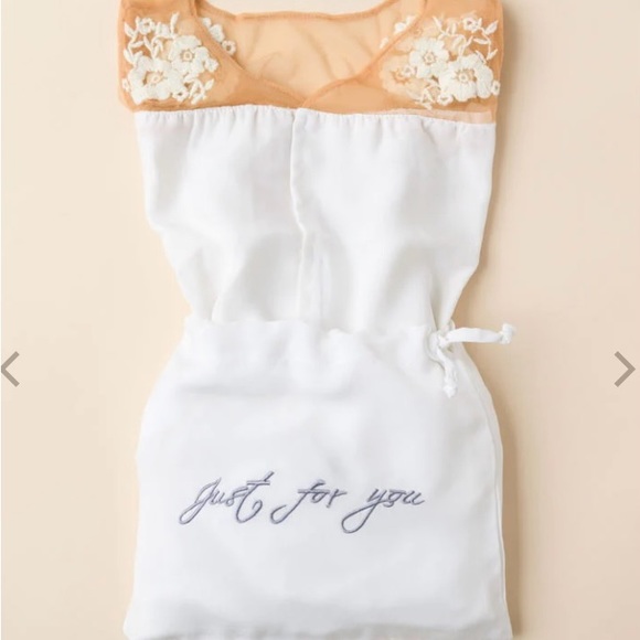 Robed with Love- Flower Girl Robe, White- Brand new with tags! - Picture 10 of 10